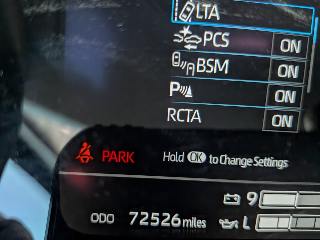 Used 2025 Toyota Tundra Limited AWD/4WD image 17