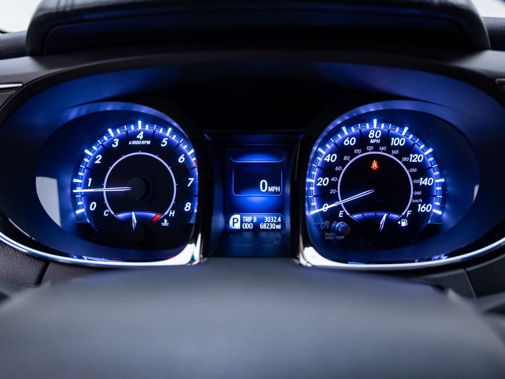 Used 2014 Toyota Avalon XLE Premium FWD image 17