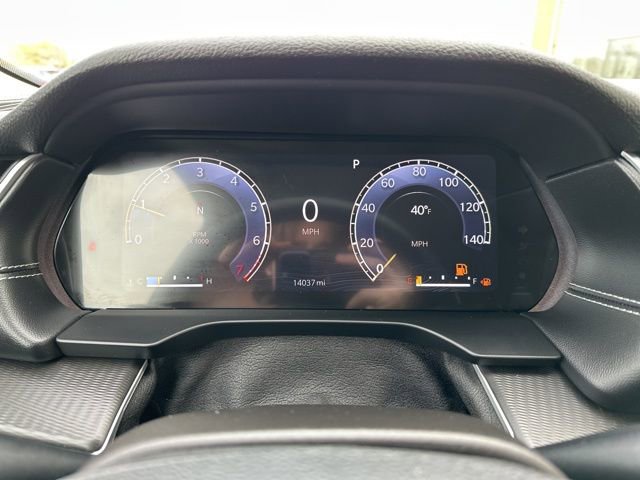 Used 2023 Jeep Grand Cherokee Laredo image 25