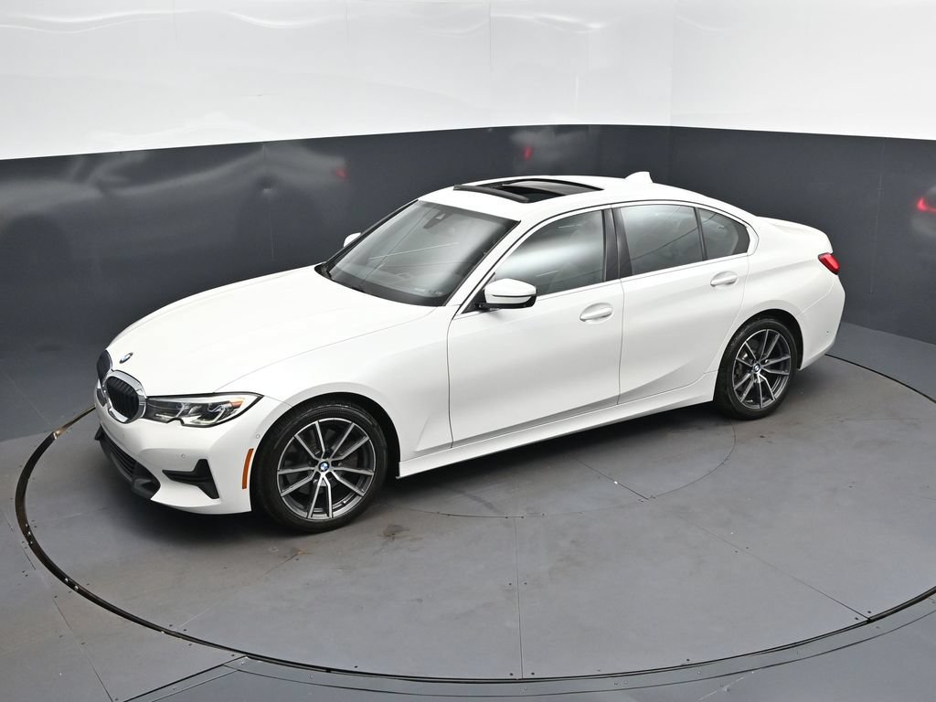 Used 2020 BMW 330i Sedan w/ Executive Package RWD image 31