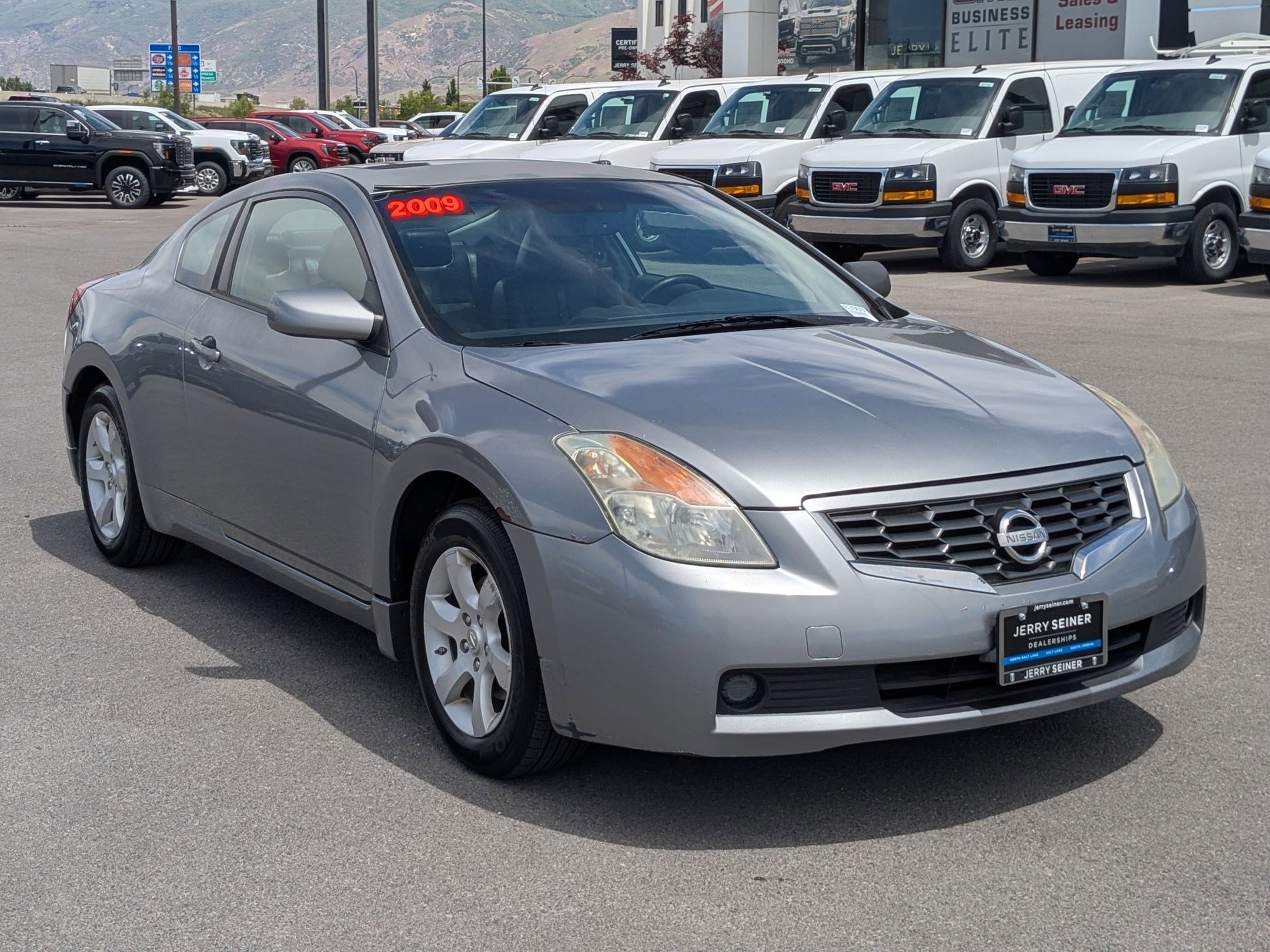 Used 2009 Nissan Altima 2.5 S w/ Premium Pkg FWD image 7