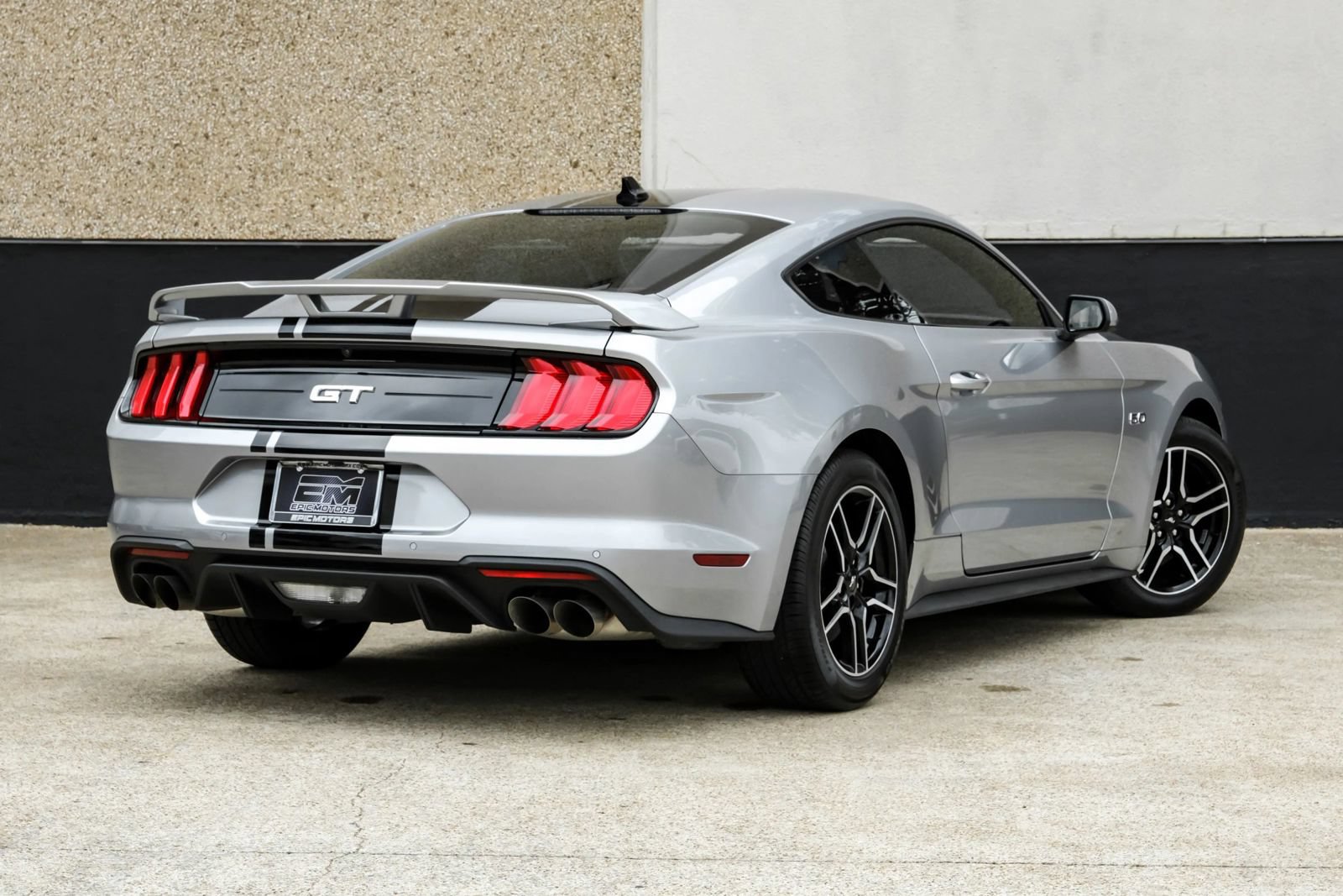 Used 2022 Ford Mustang GT RWD image 11