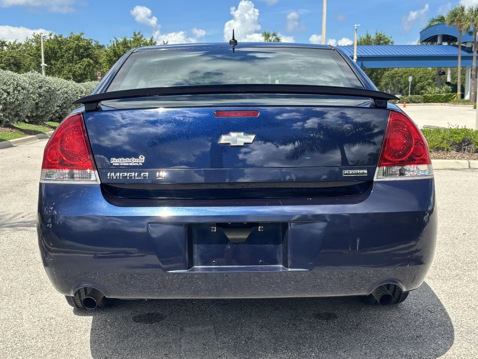 Used 2012 Chevrolet Impala LT FWD image 7