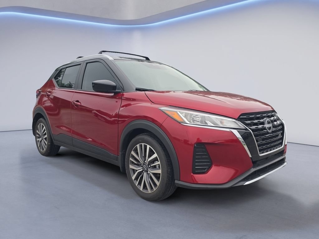 Used 2024 Nissan Kicks SV w/ Interior Electronics Package FWD image 8