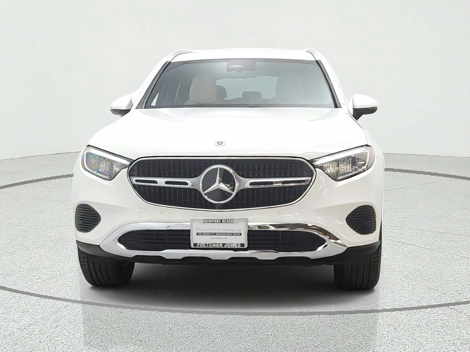 Certified 2026 Mercedes-Benz GLC 300 image 2