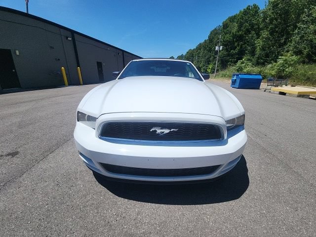 Used 2014 Ford Mustang Convertible RWD image 8