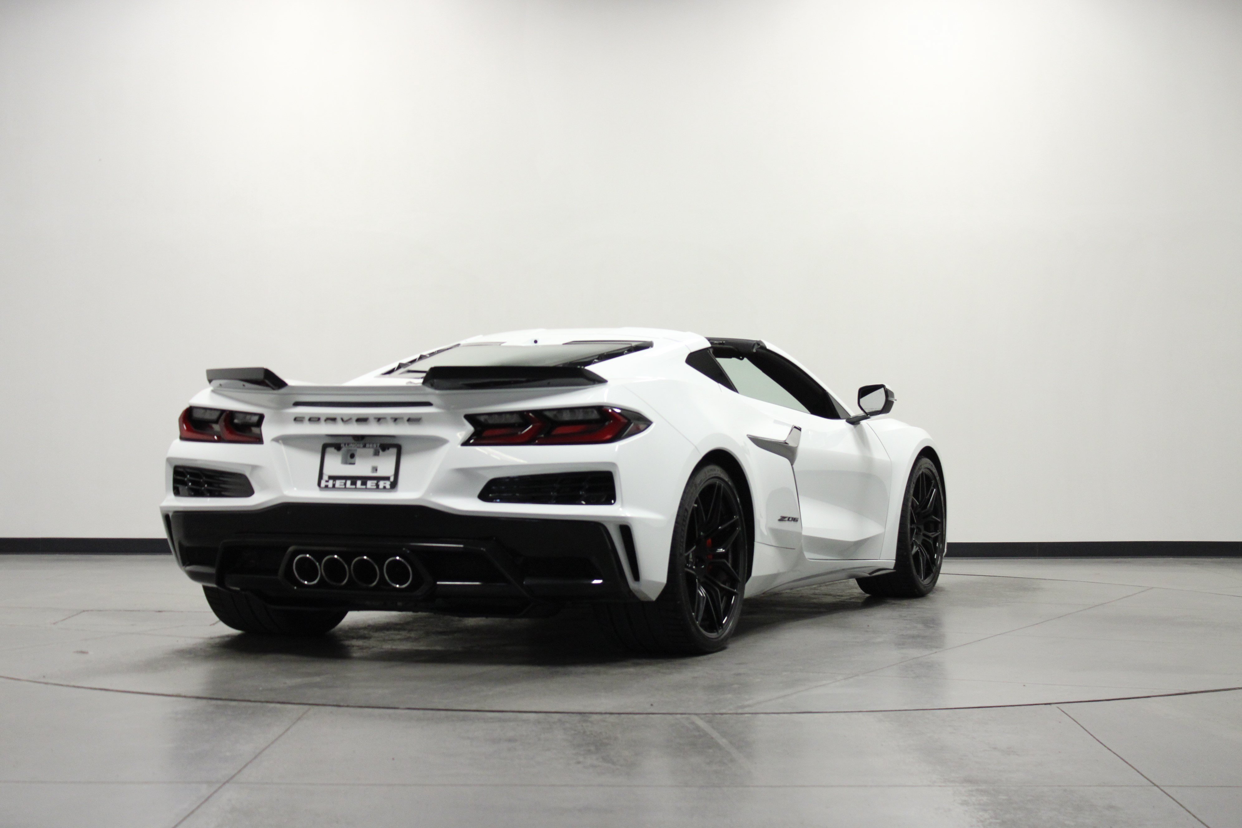 Used 2023 Chevrolet Corvette Z06 w/ Battery Protection Package RWD image 4