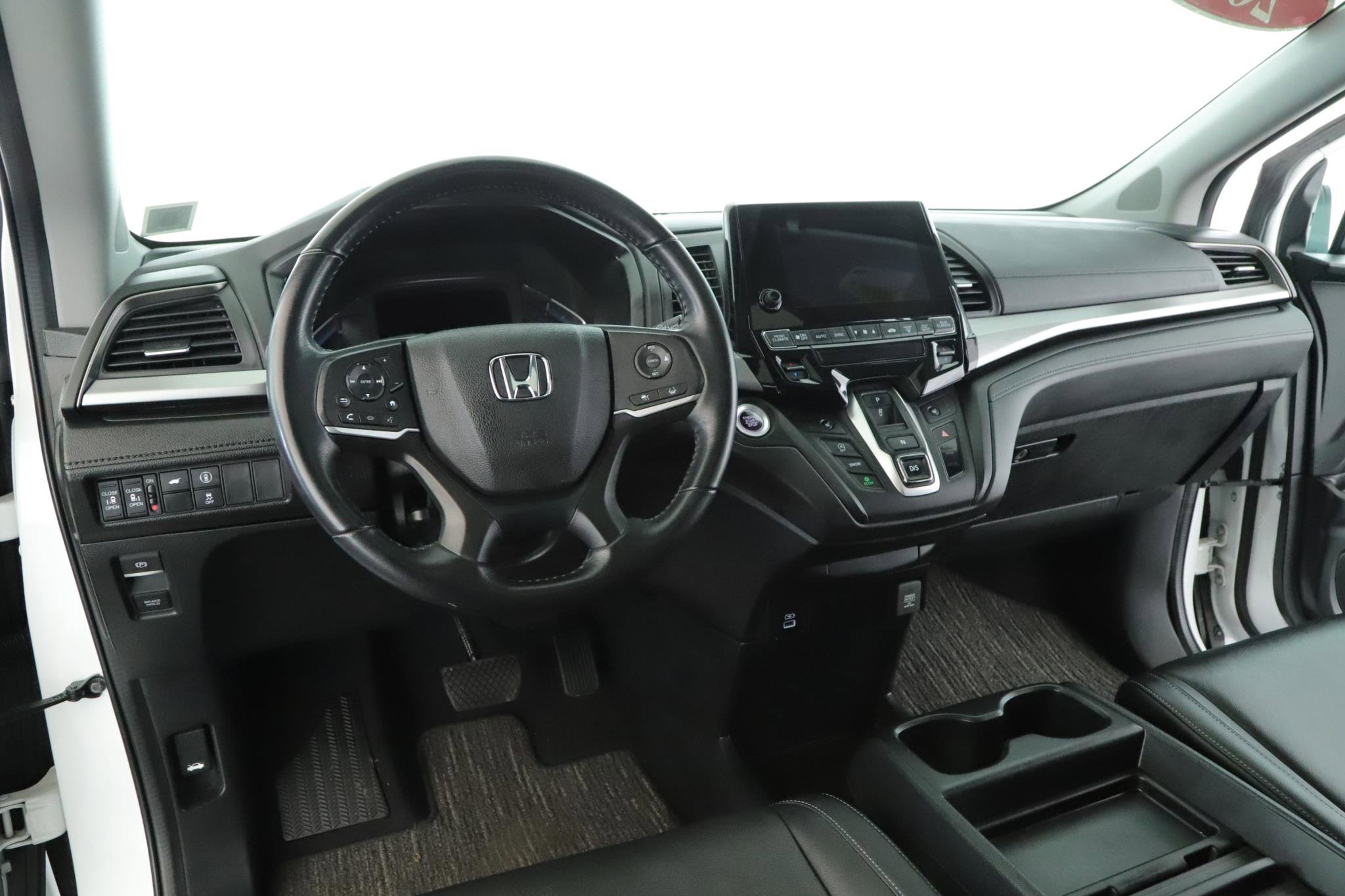 Used 2023 Honda Odyssey EX-L image 2