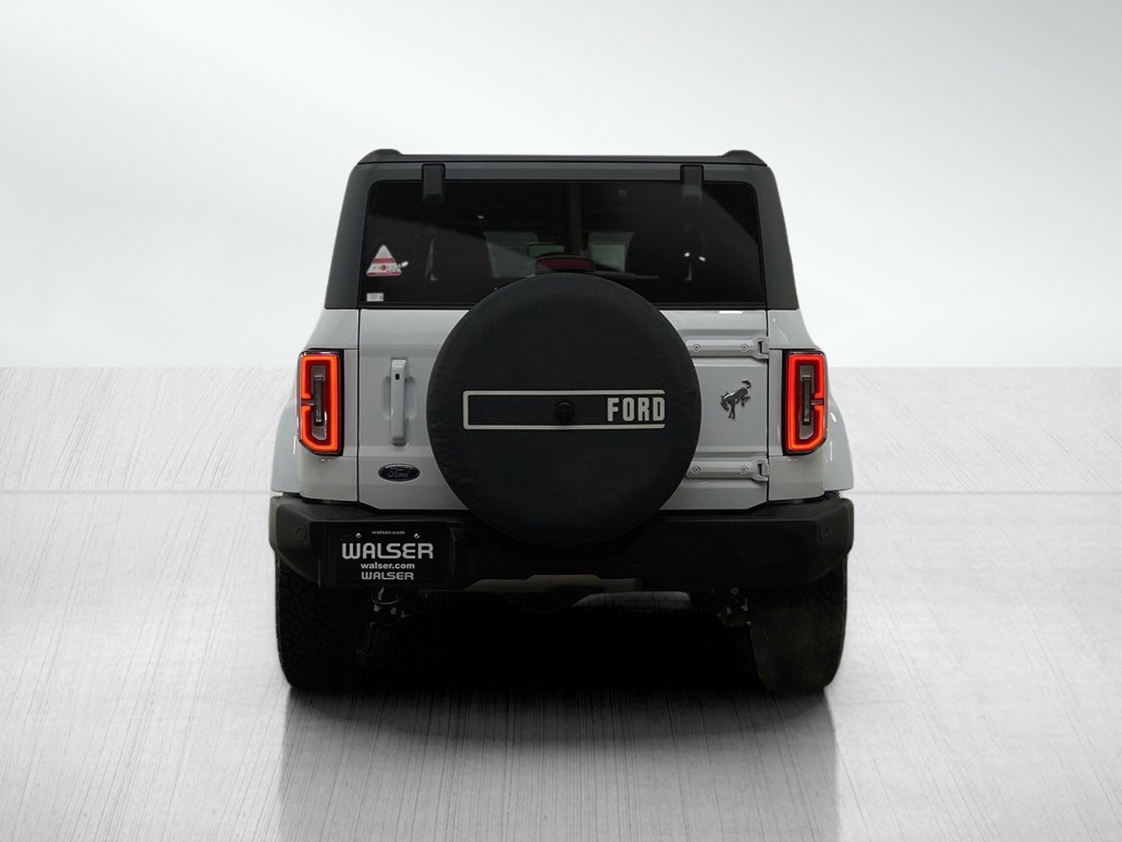 Used 2022 Ford Bronco Outer Banks image 5