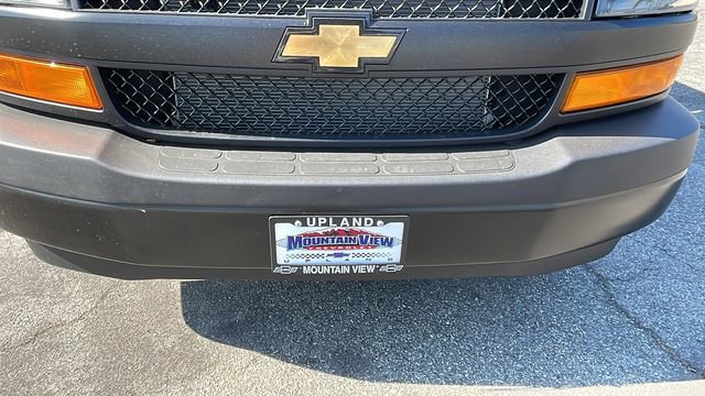 New 2026 Chevrolet Express 2500 w/ Driver Convenience Package RWD image 9