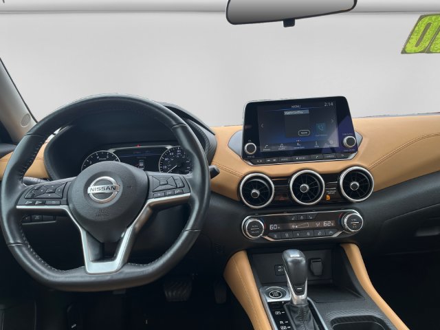 Used 2022 Nissan Sentra SV w/ SV Premium Package FWD image 17