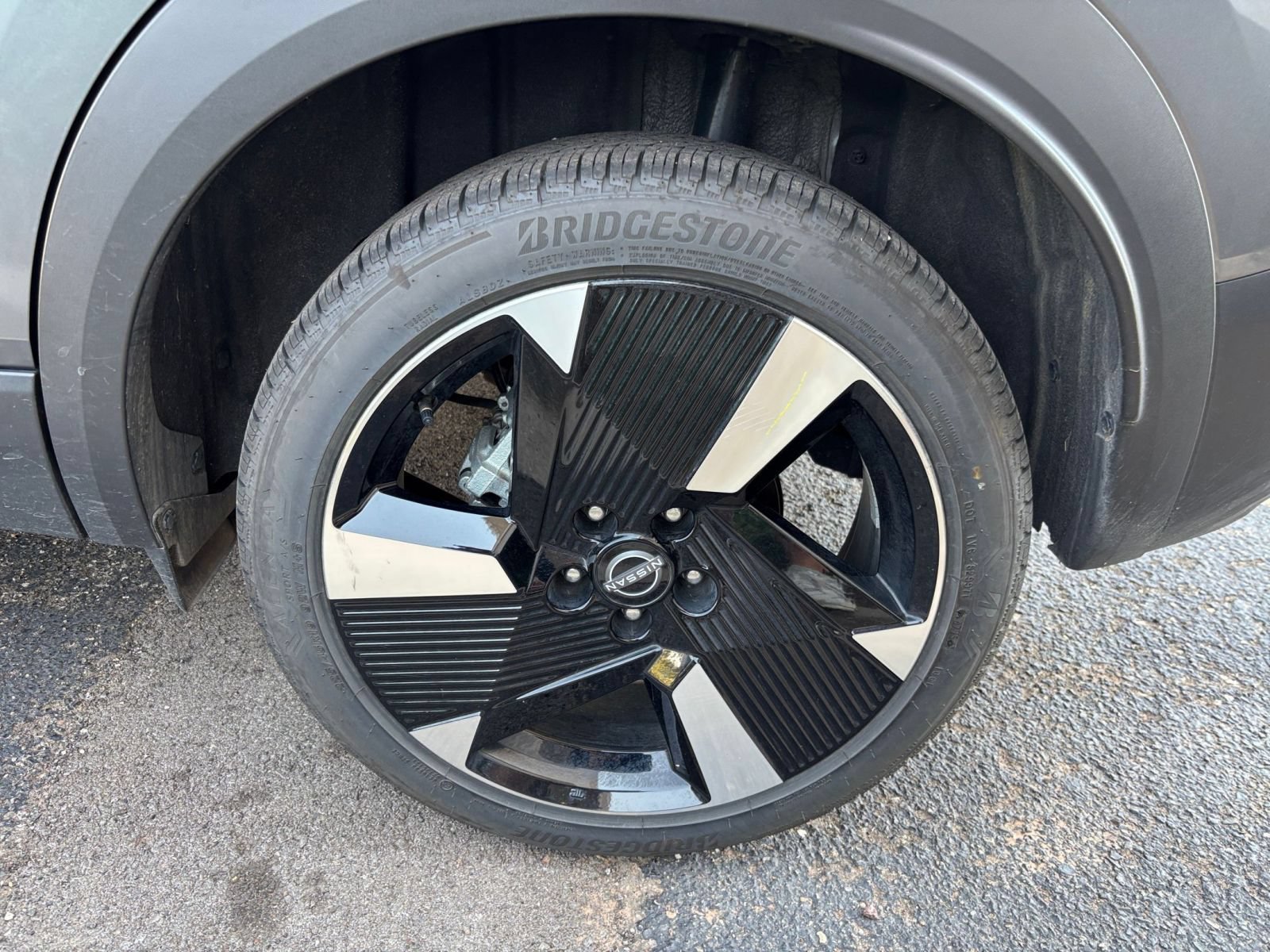 Used 2026 Nissan Kicks SR AWD/4WD image 24