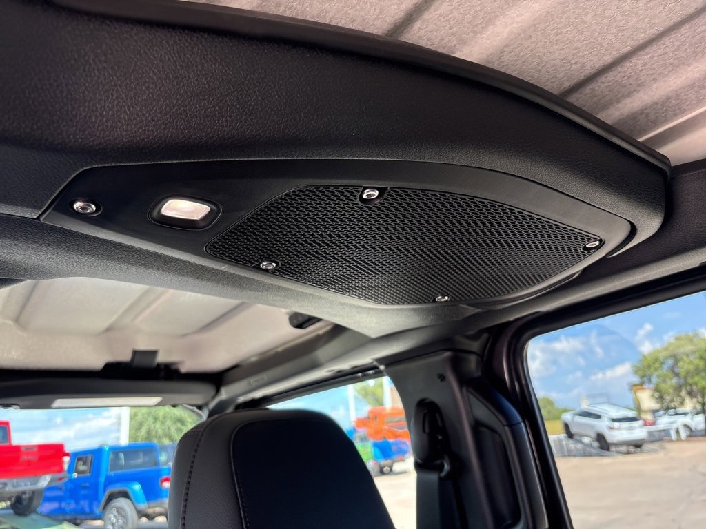 New 2025 Jeep Wrangler Unlimited Sahara image 44