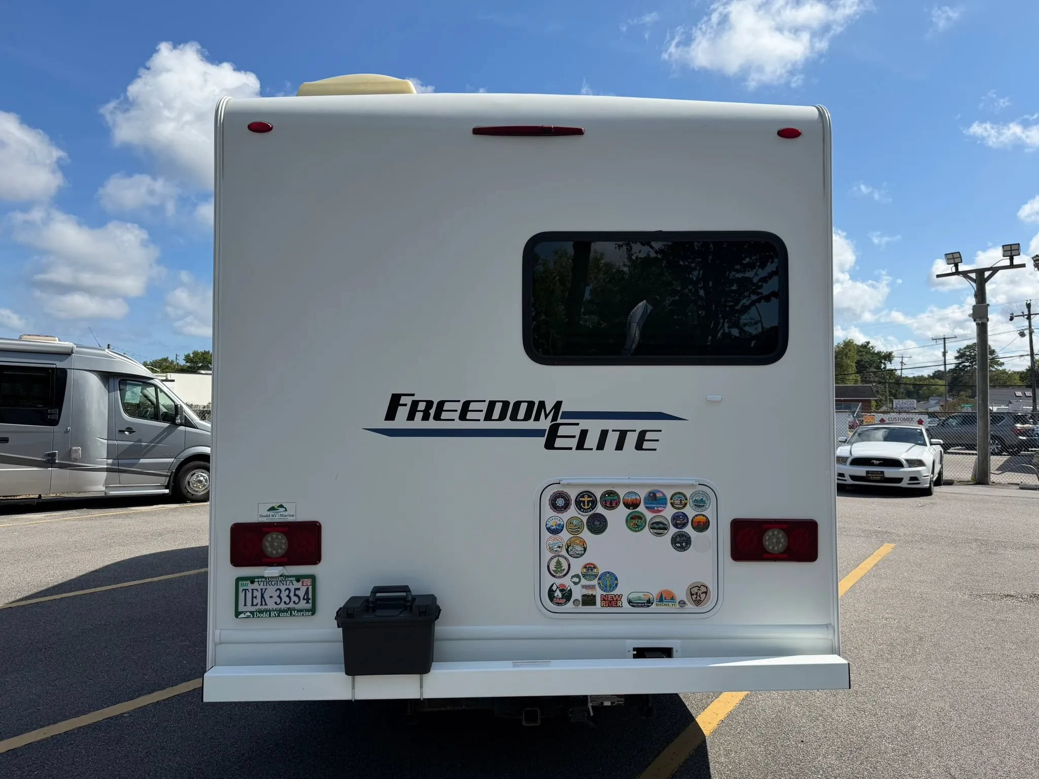 Used 2022 Ford E-350 and Econoline 350 Super Duty w/ Motorhome Prep Package RWD image 5
