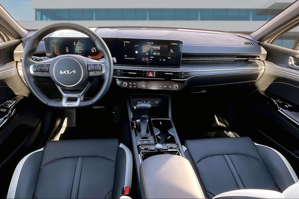 Used 2025 Kia K5 GT-Line AWD/4WD image 7
