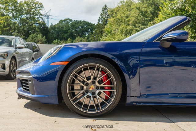 Used 2024 Porsche 911 Turbo image 4