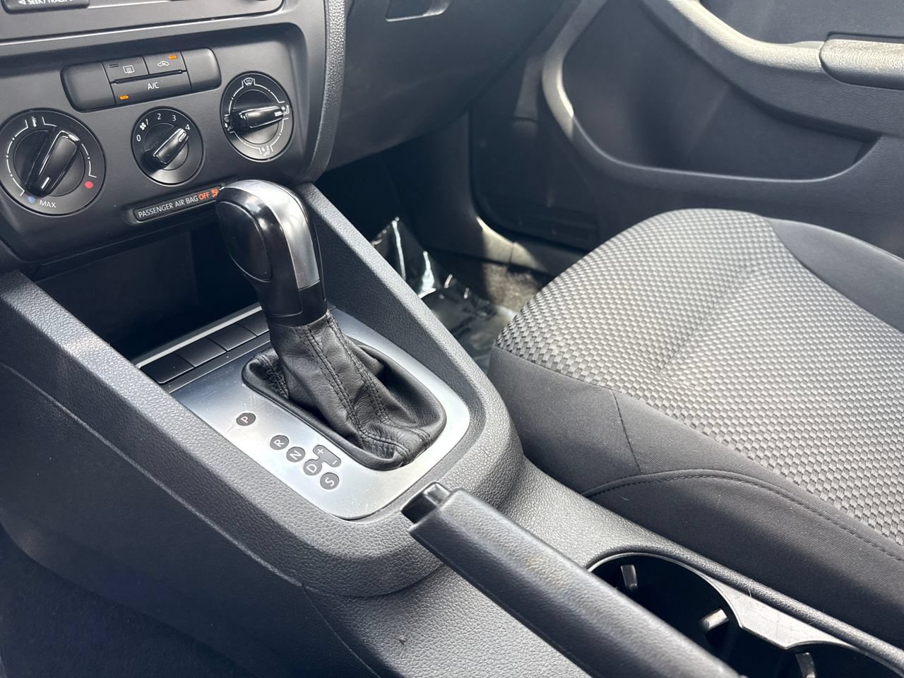 Used 2013 Volkswagen Jetta S FWD image 20
