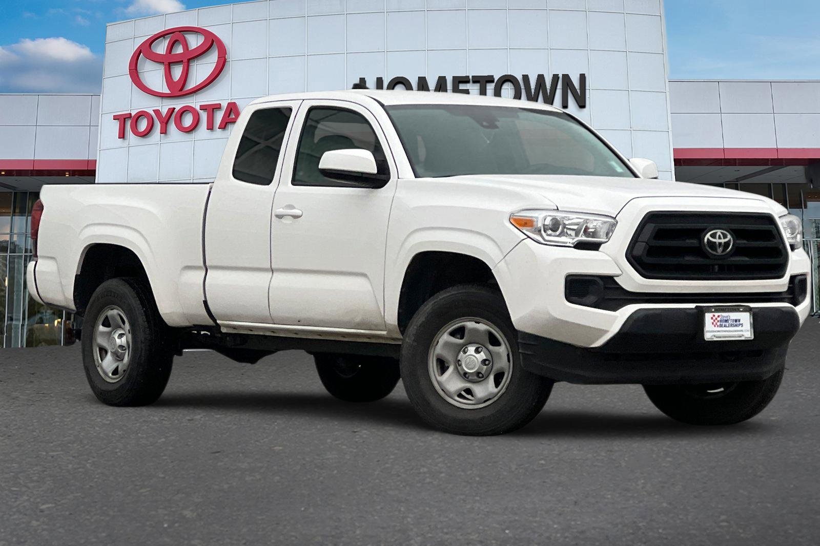 Certified 2023 Toyota Tacoma SR image 2