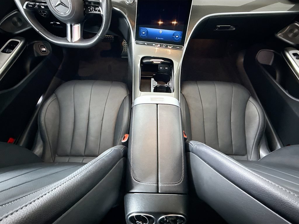 Certified 2025 Mercedes-Benz CLE 300 4MATIC Coupe image 16