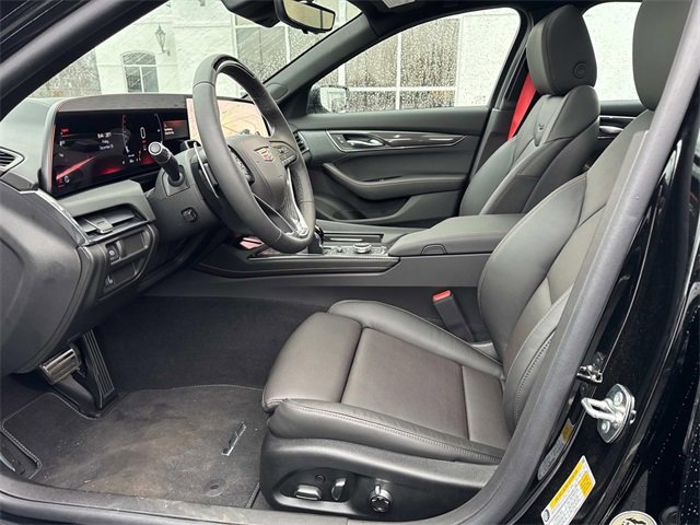 New 2026 Cadillac CT5 V w/ LPO, ONYX Package image 15