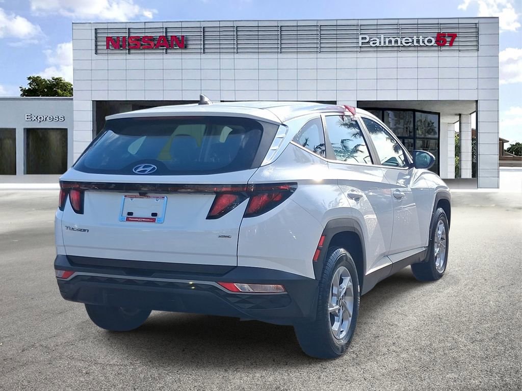 Used 2023 Hyundai Tucson SE AWD/4WD image 6