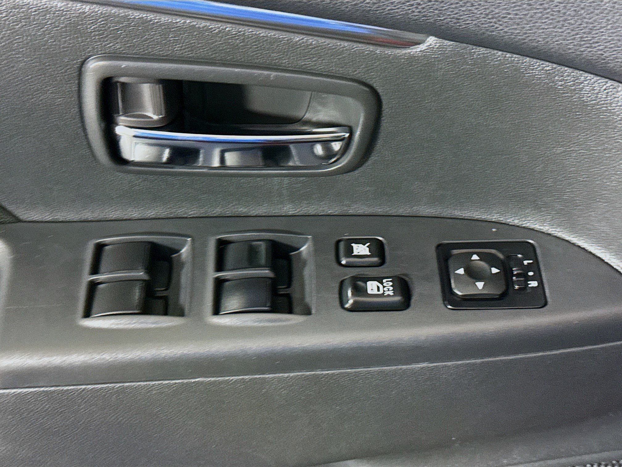 Used 2026 Mitsubishi Outlander Sport ES AWD/4WD image 23