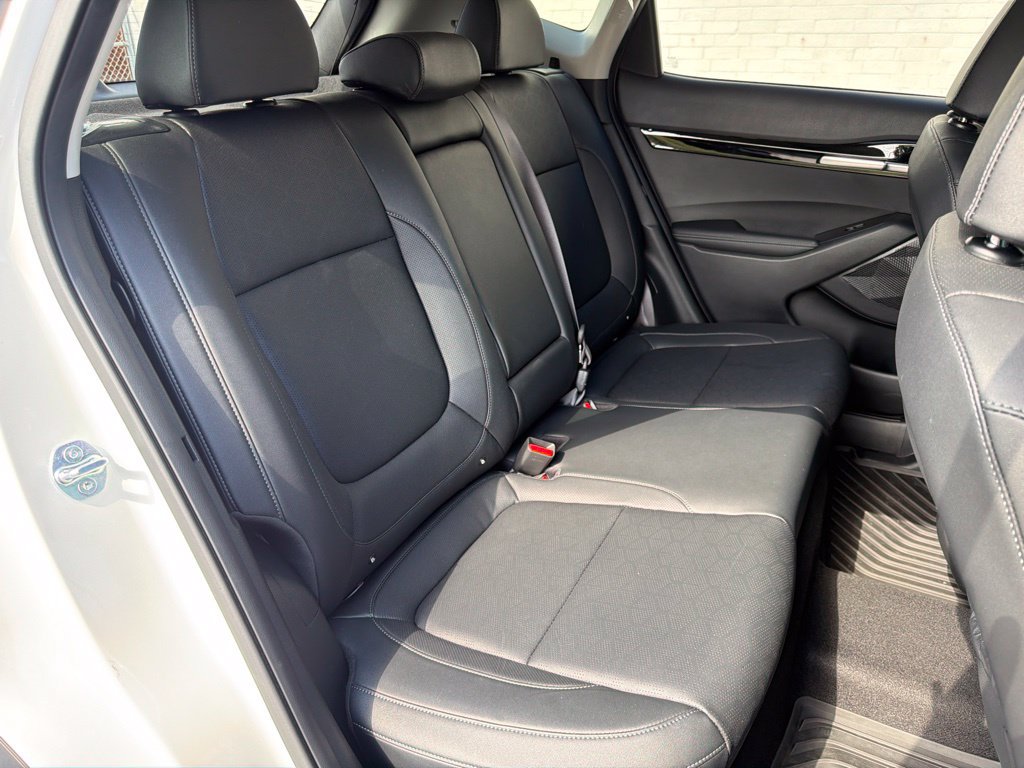 Used 2025 Kia Seltos EX w/ EX Sunroof Package AWD/4WD image 11