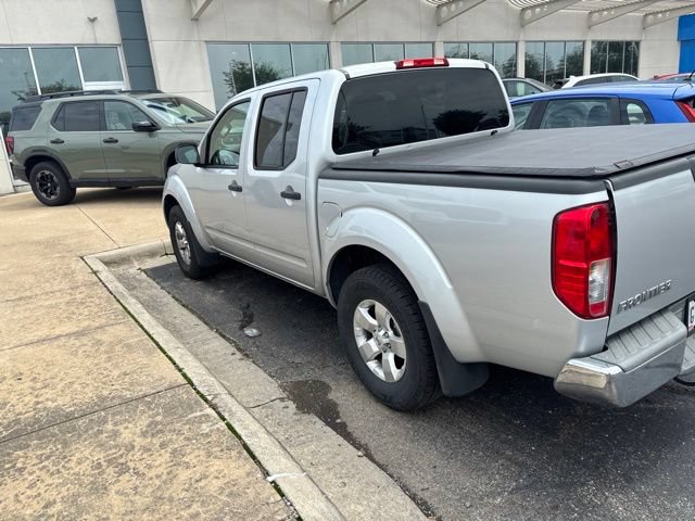 Used 2012 Nissan Frontier SV w/ SV Premium Utility Pkg AWD/4WD image 4