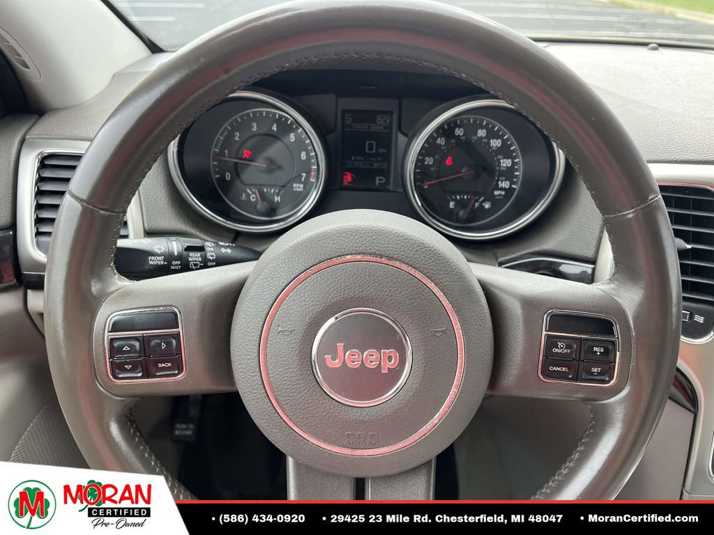 Used 2011 Jeep Grand Cherokee Laredo AWD/4WD image 18