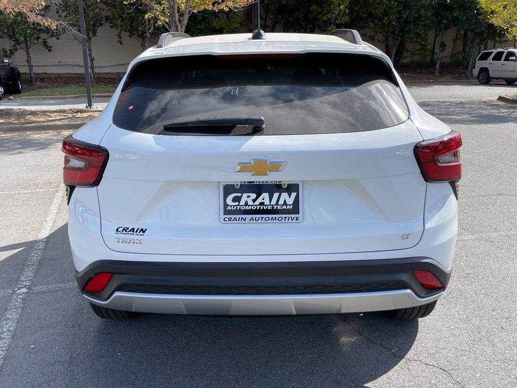 New 2026 Chevrolet Trax LT w/ LT Convenience Package FWD image 6