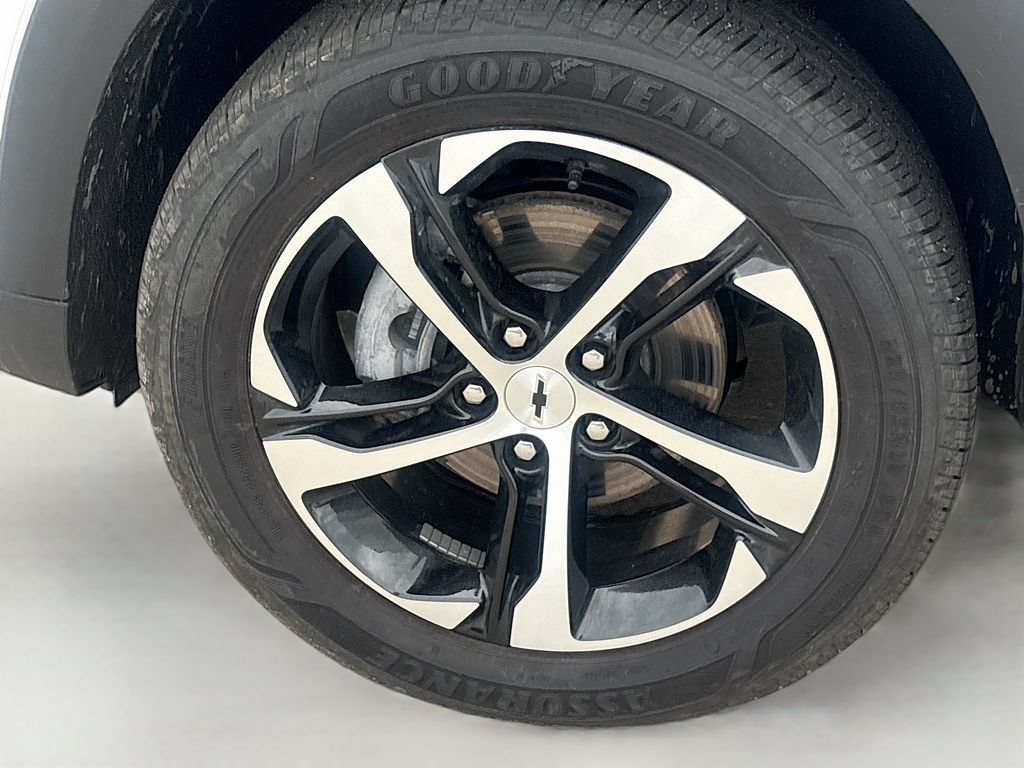Used 2026 Chevrolet Trax RS FWD image 29
