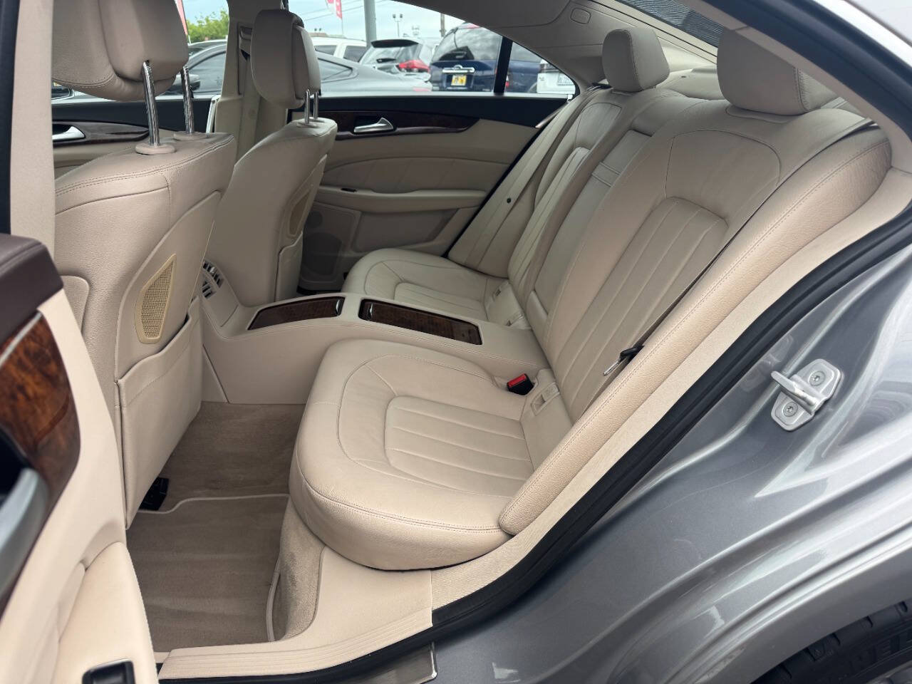 Used 2015 Mercedes-Benz CLS 400 4MATIC image 11