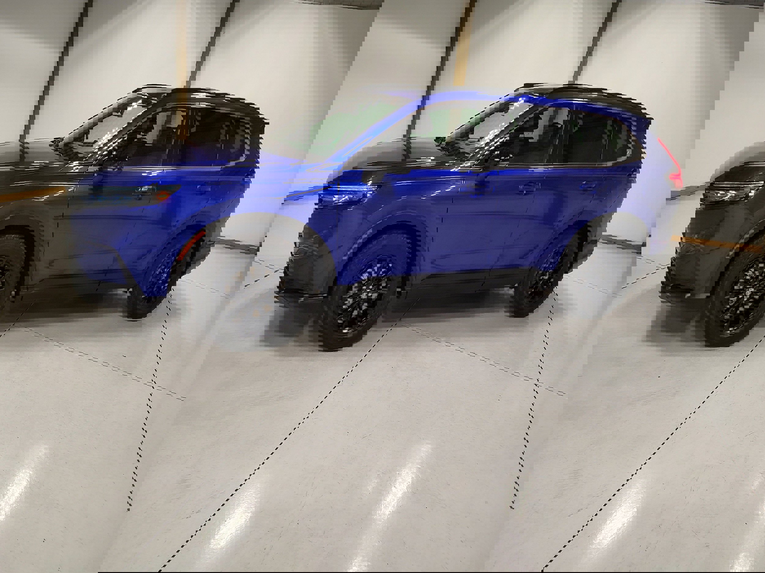 Used 2025 Honda CR-V Sport-L image 4