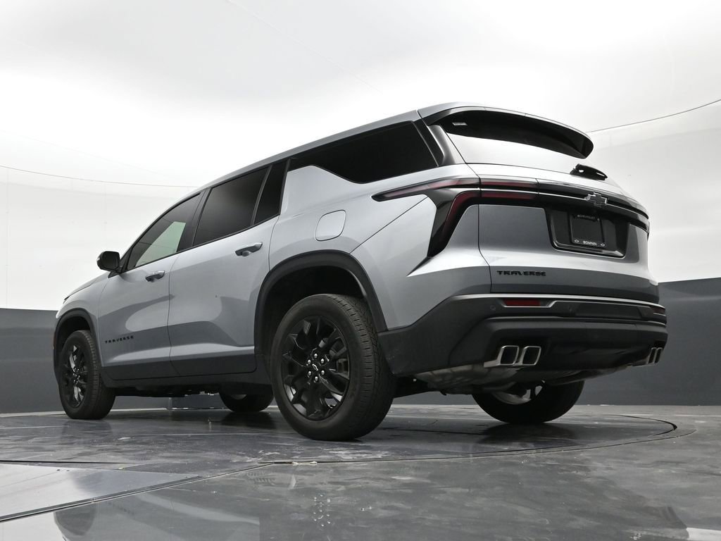 Used 2024 Chevrolet Traverse LS w/ Midnight/Sport Edition image 22