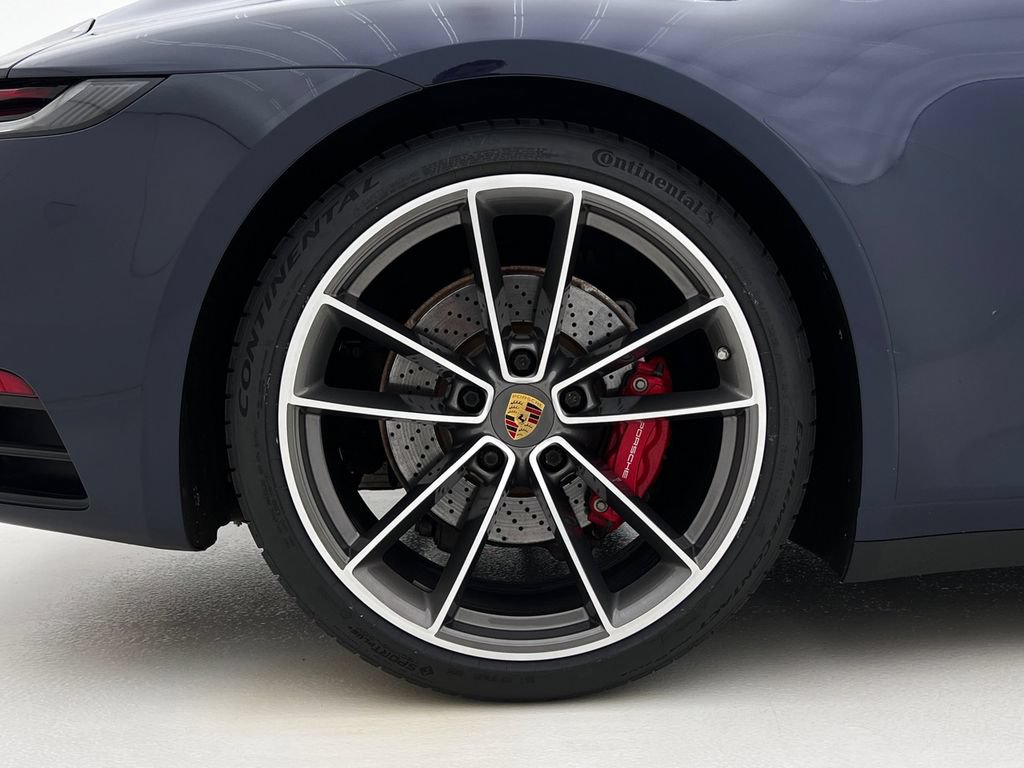 Used 2020 Porsche 911 Carrera 4S AWD/4WD image 29