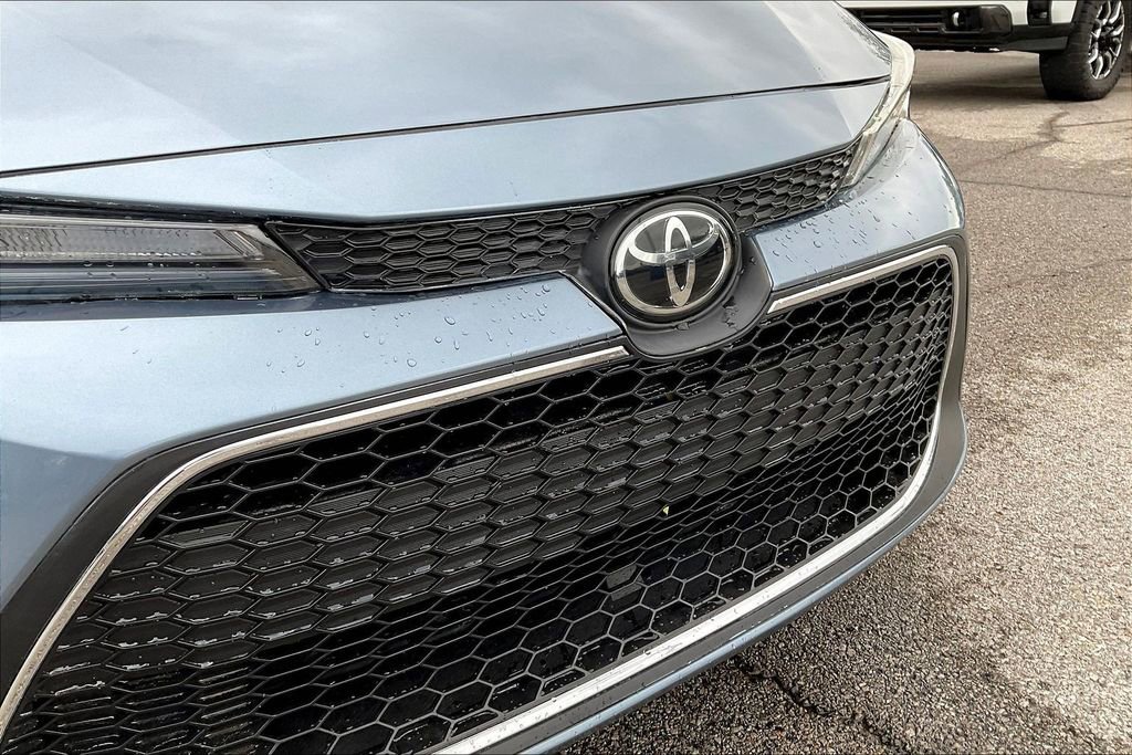 Used 2021 Toyota Corolla LE FWD image 28