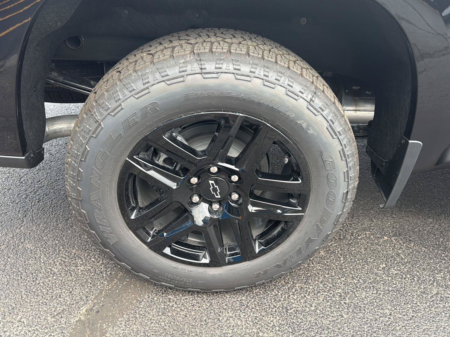 New 2026 Chevrolet Silverado 1500 Custom AWD/4WD image 37