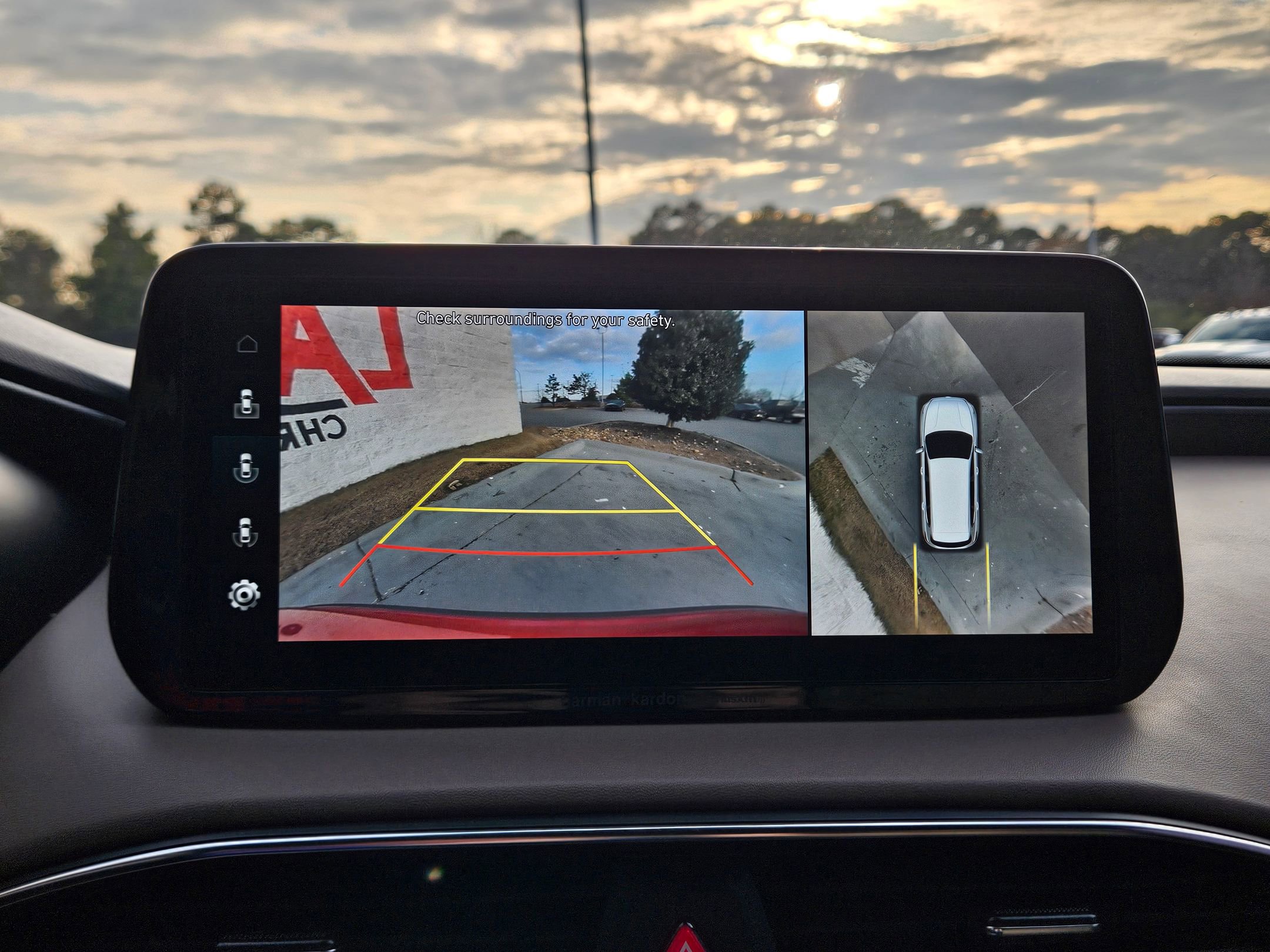 Used 2022 Hyundai Santa Fe Limited image 32