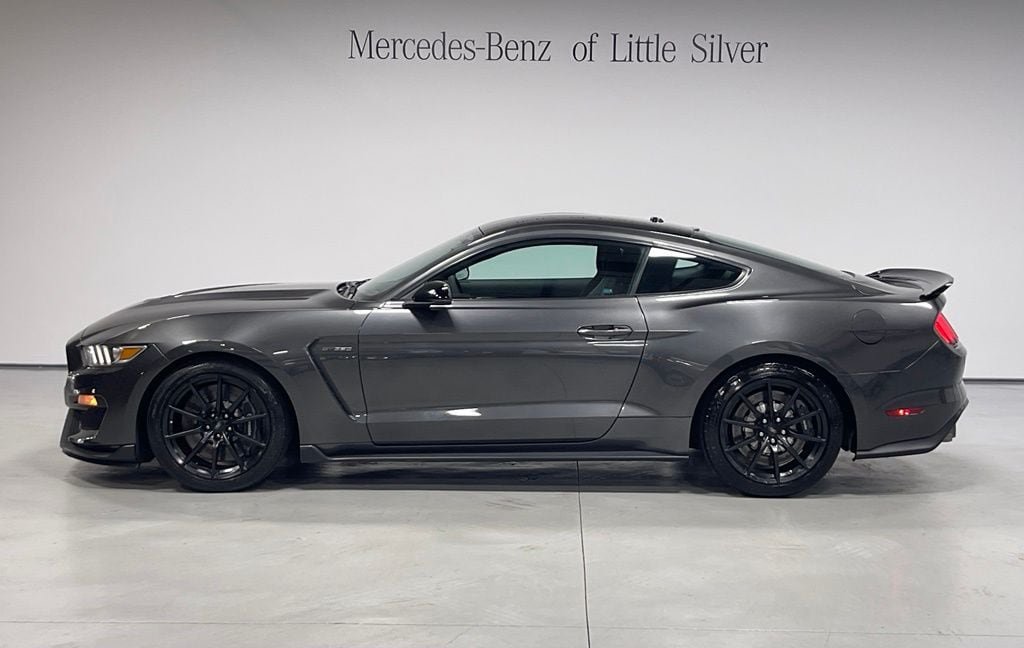 Used 2017 Ford Mustang Shelby GT350 w/ Electronics Package RWD image 2