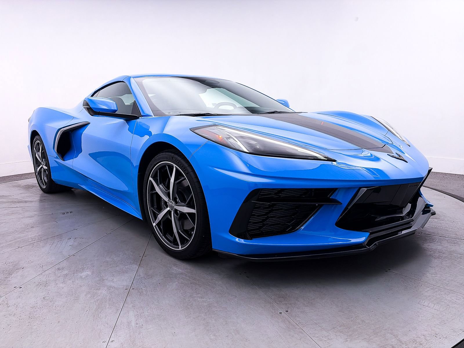 Used 2024 Chevrolet Corvette Stingray Coupe w/ 1LT image 12