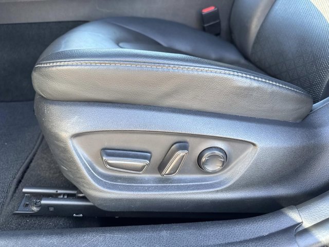 Used 2023 Toyota Camry XSE image 10