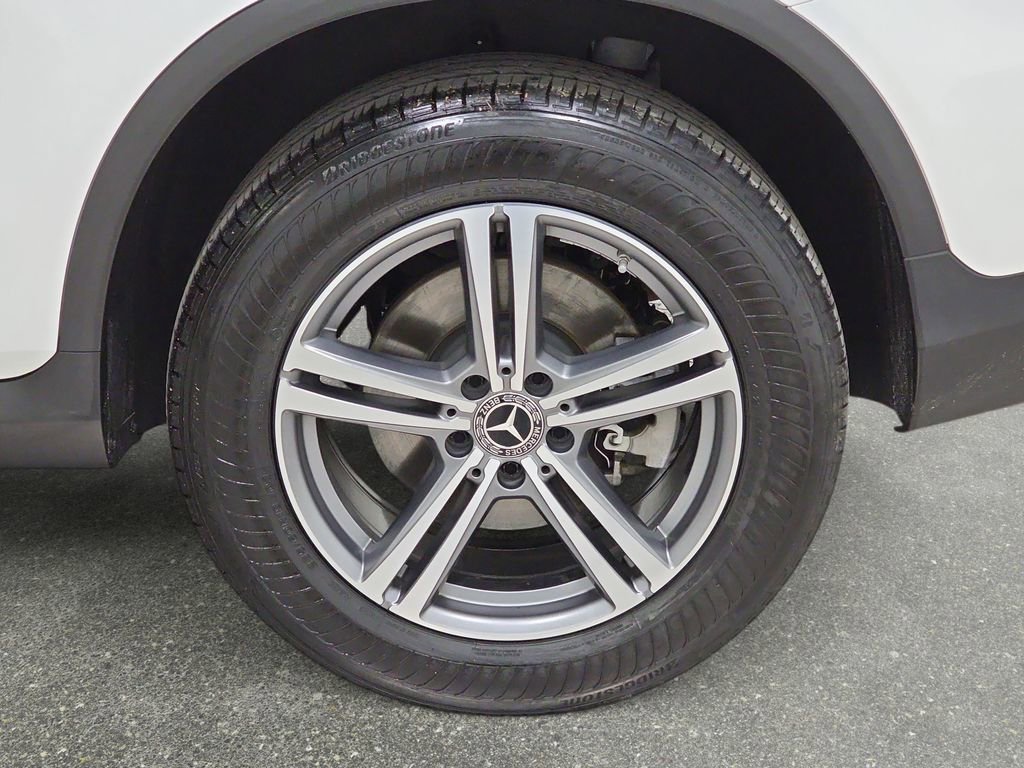 Used 2020 Mercedes-Benz GLC 300 4MATIC image 33