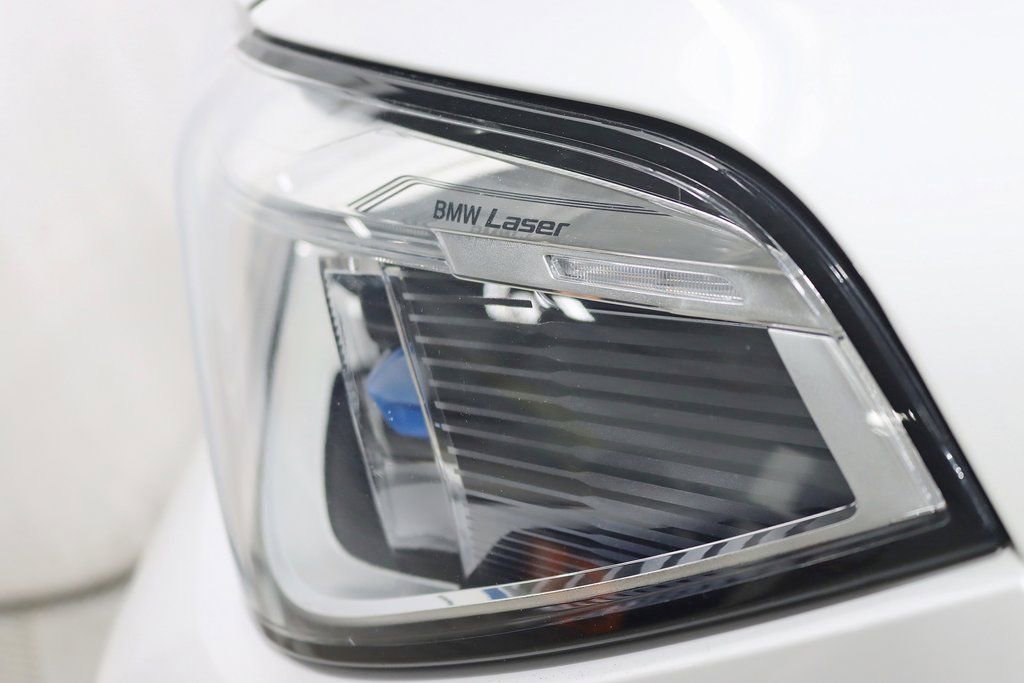 Used 2022 BMW X5 xDrive40i w/ M Sport Package image 8