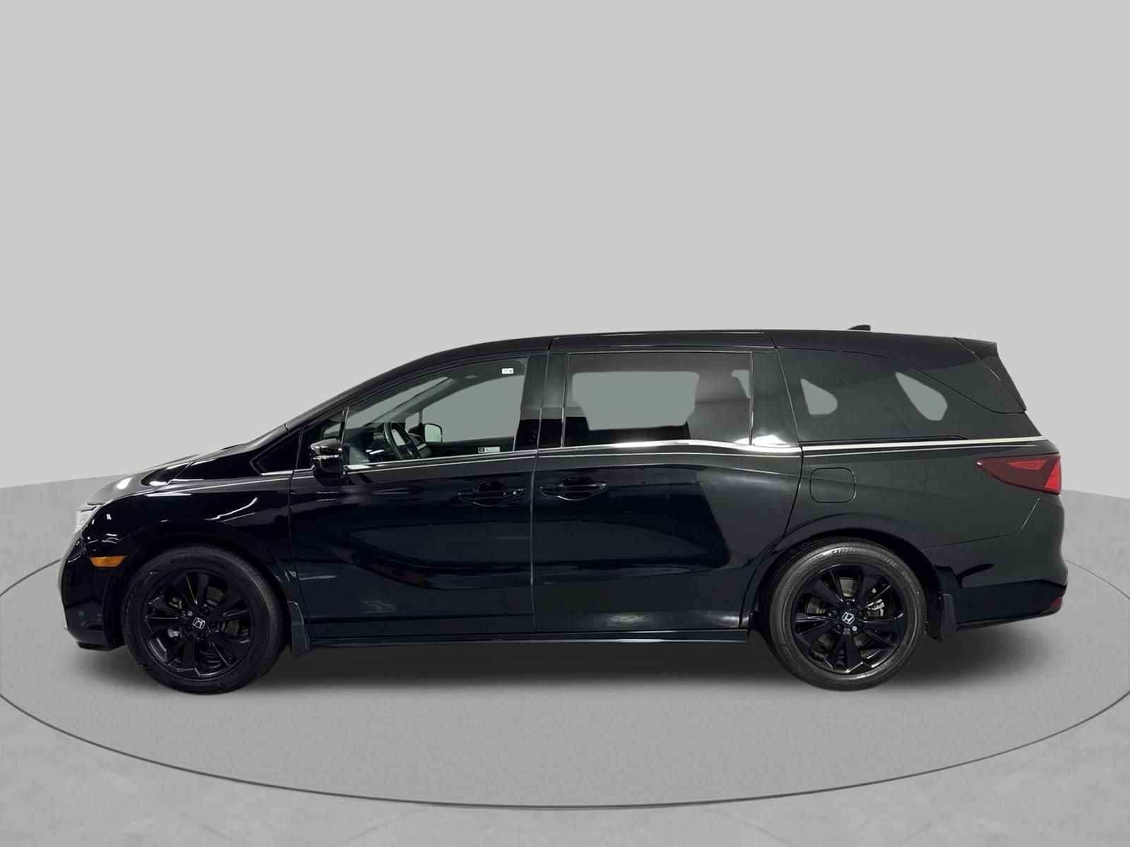 Used 2023 Honda Odyssey Sport image 30