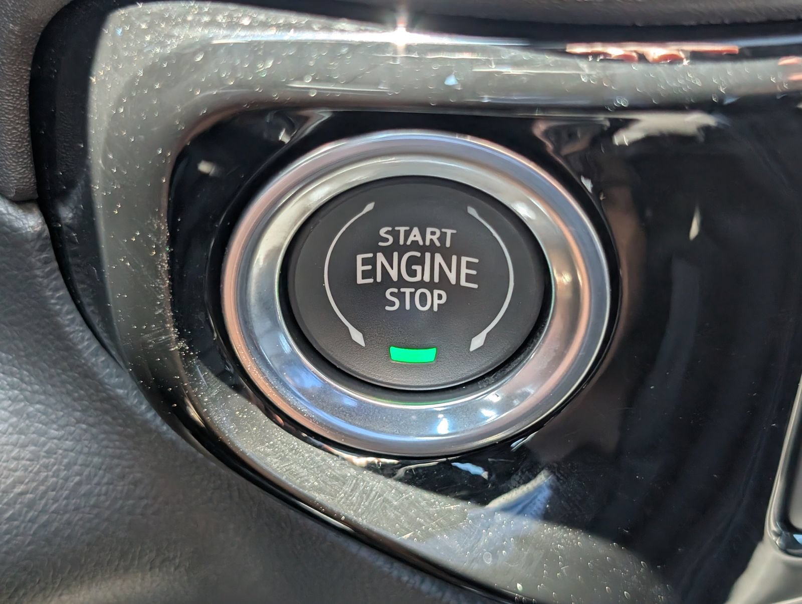 Used 2023 Chevrolet Silverado 1500 ZR2 w/ Technology Package AWD/4WD image 25