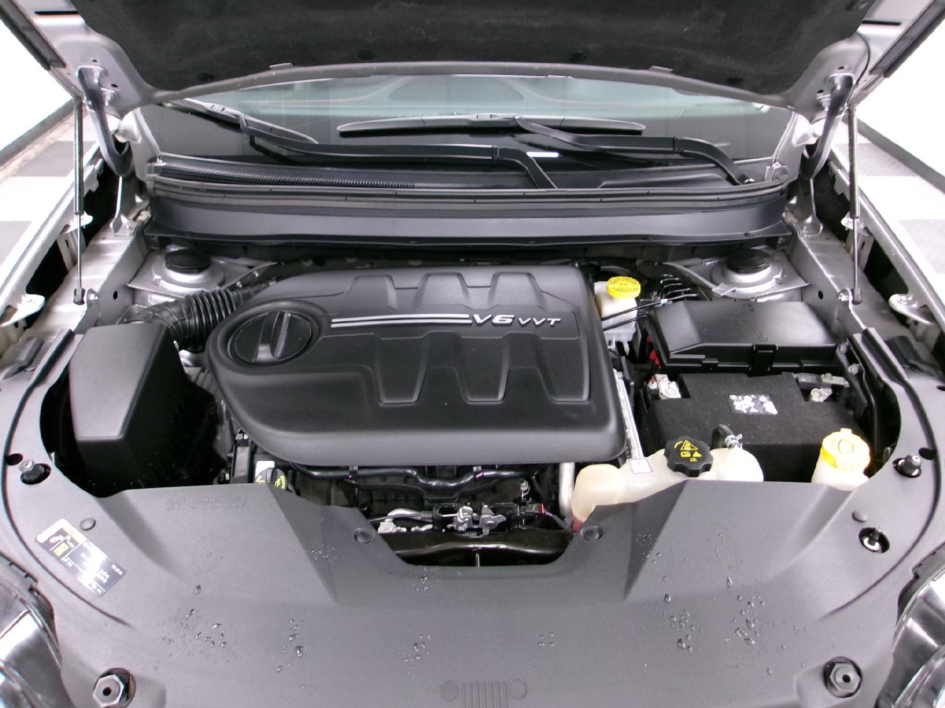 Used 2022 Jeep Cherokee Trailhawk w/ Trailer Tow Group image 17