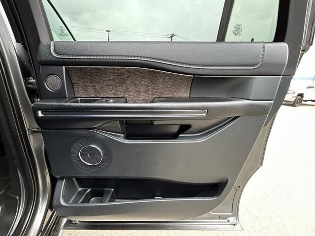 Used 2020 Ford Expedition Max Limited AWD/4WD image 46