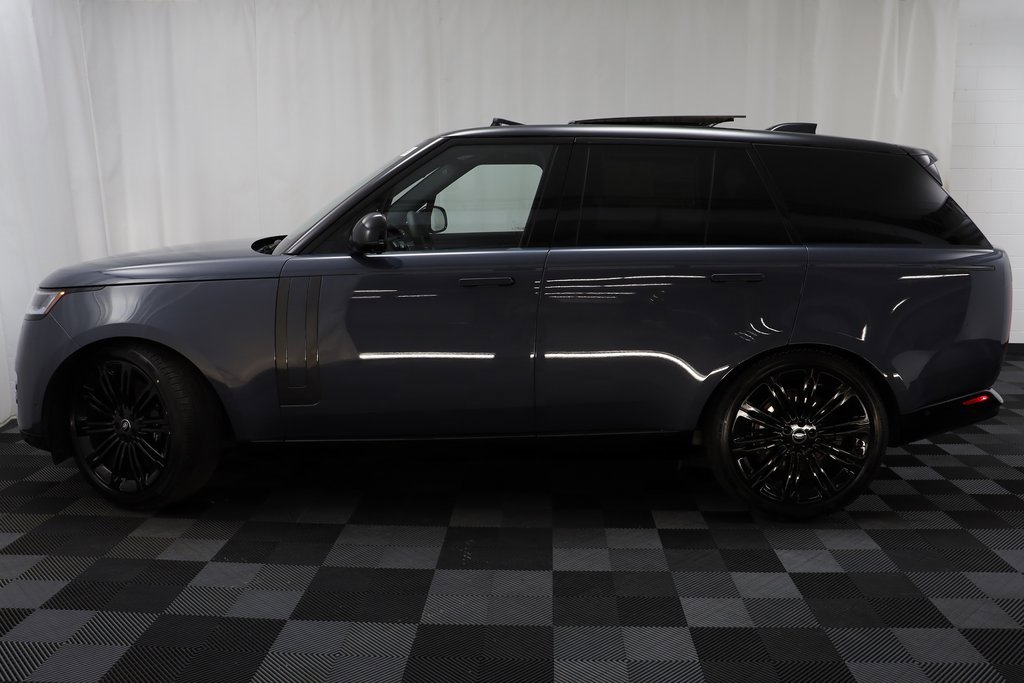 New 2025 Land Rover Range Rover SE image 5