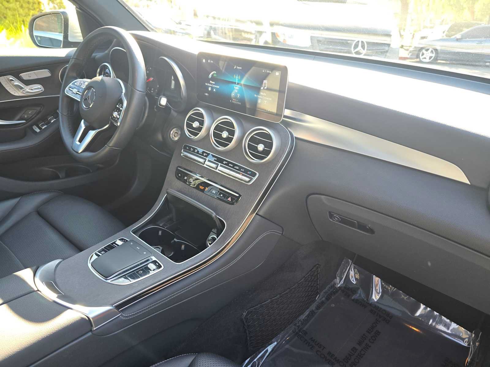 Used 2020 Mercedes-Benz GLC 300 image 11