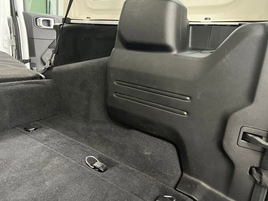 Used 2025 Jeep Wrangler Sahara 4xe image 29